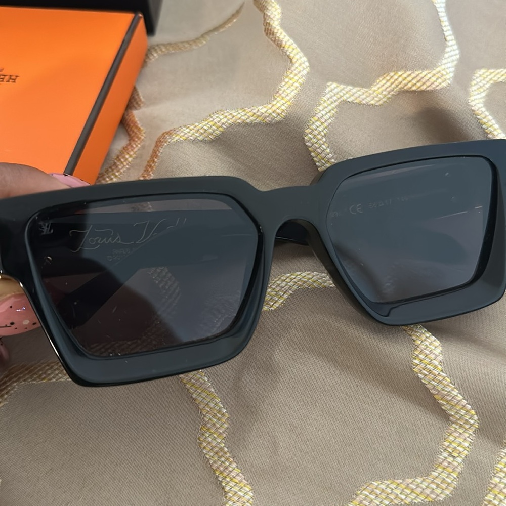 Louis Vuitton Millionaires Row Sunglasses - Picture 2 of 5